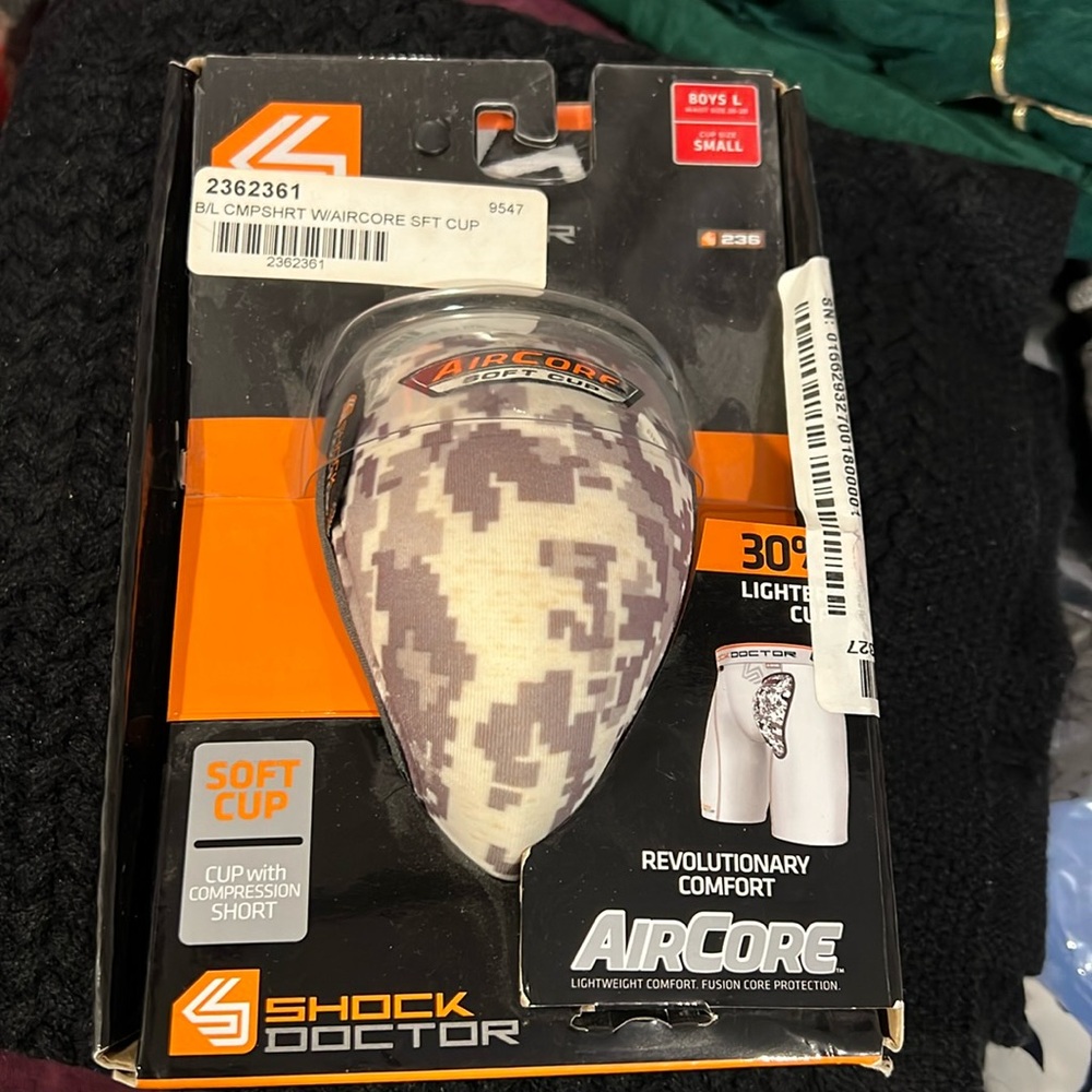 Shock Doctor AirCore Boys Large Soft cup with Compression Shorts